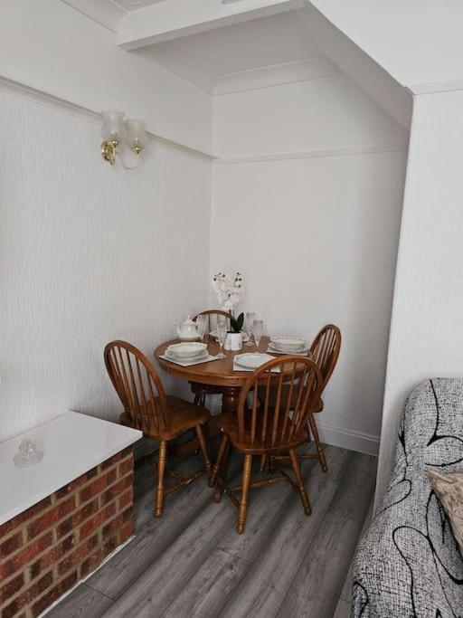 Luxury Home In Lewisham Bromley Bagian luar foto
