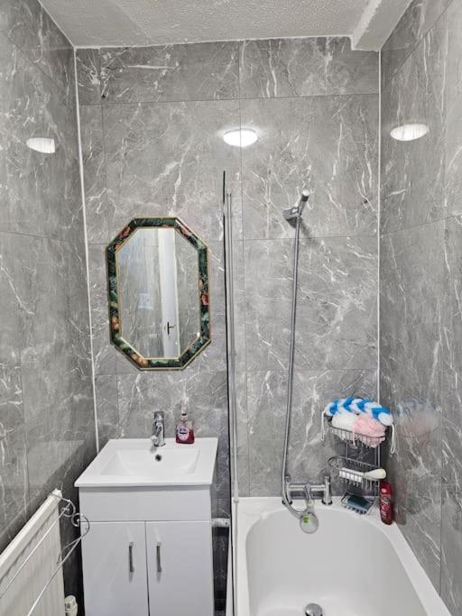 Luxury Home In Lewisham Bromley Bagian luar foto